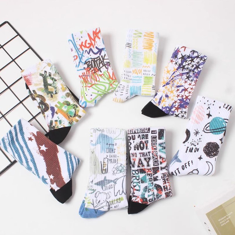 3D printing technology pro vere et aestate tibialia, homines in longa socks, mulieres scriptor midsoles, Europae et American platea ludis, copulat 'Cottonus socks, graffiti trendy socks 3D printing technology pro vere et aestate tibialia, homines in longa socks, mulieres scriptor midsoles, Europae et American platea ludis, copulat 'Cottonus socks, graffiti trendy socks