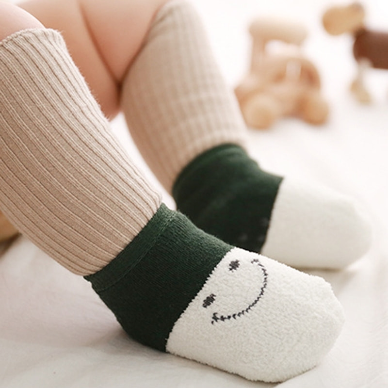 Socks autumnus et hiems viverra amet faciem cum flocculis infantem ansa socks
